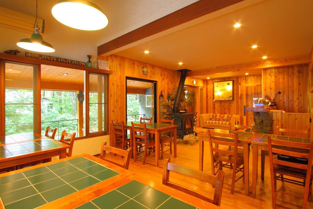 Pension Tomato Hakuba Exterior photo