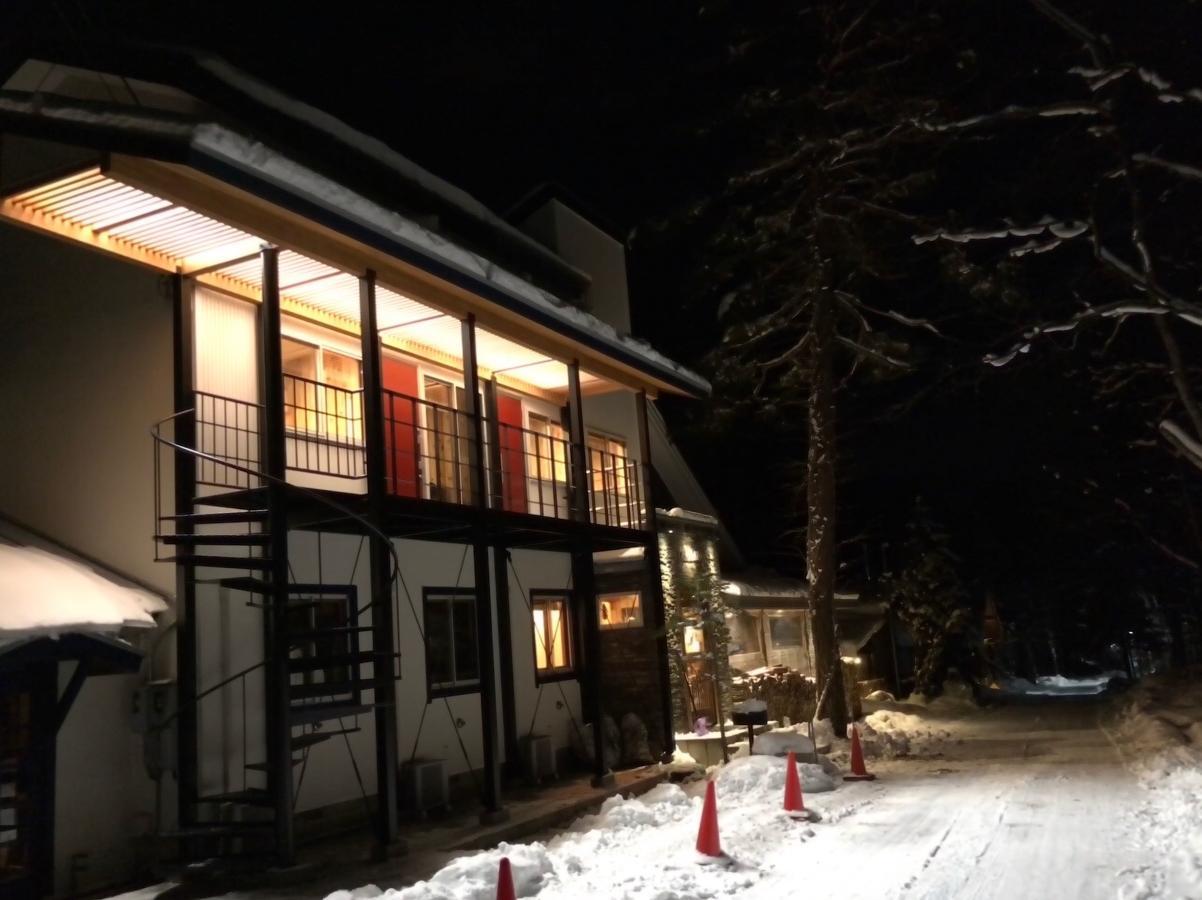 Pension Tomato Hakuba Exterior photo