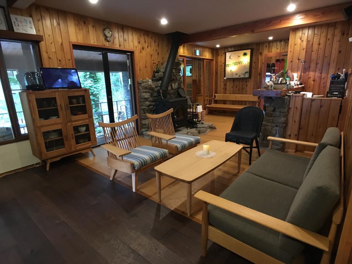 Pension Tomato Hakuba Exterior photo